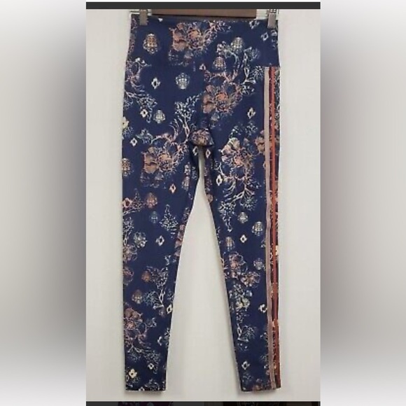 Free People Movement Freestyle Rise Leggings - Picture 3 of 16